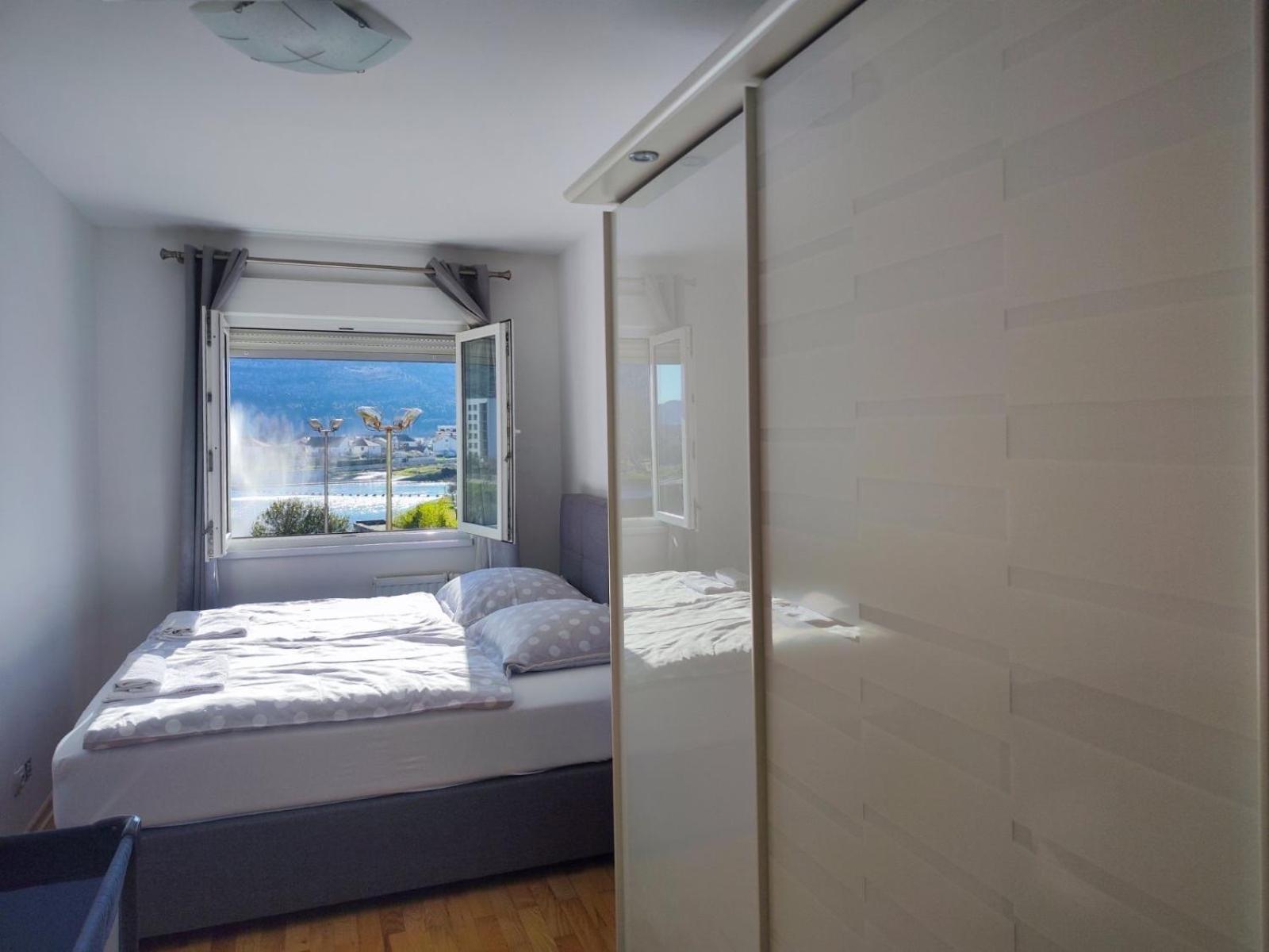 טרביניה Apartman Srna מראה חיצוני תמונה