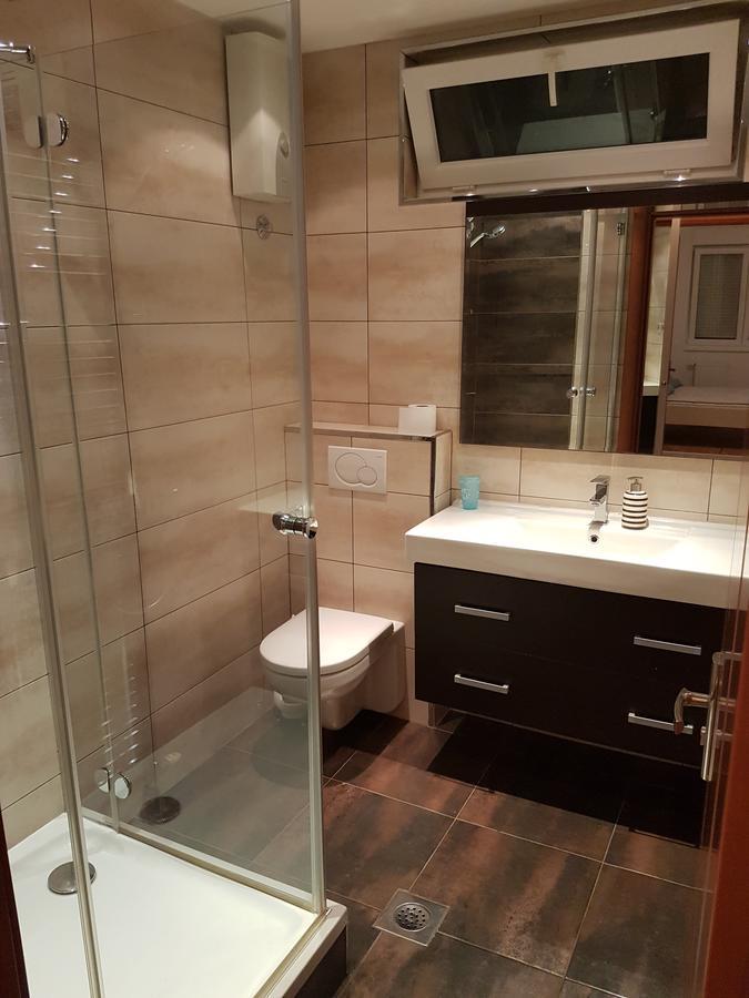 טרביניה Apartman Srna מראה חיצוני תמונה